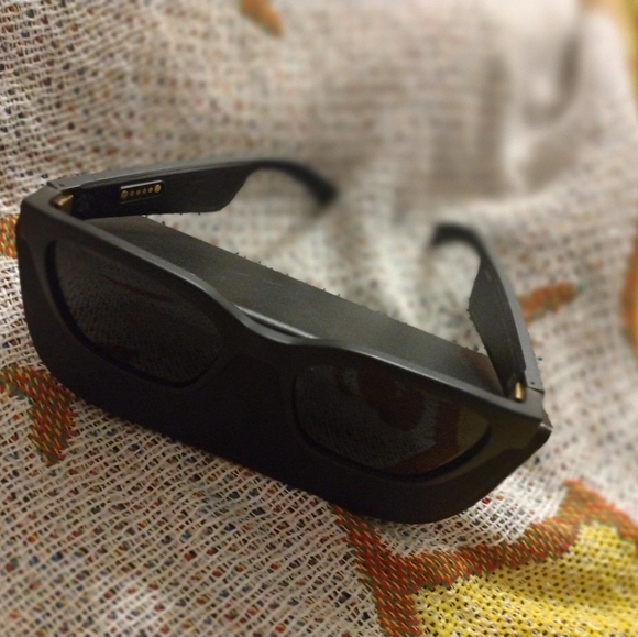 Bose Bluetooth glasses - Picture 3 of 5